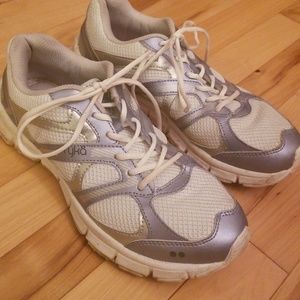 Ryka Memory Foam Walking Shoe
